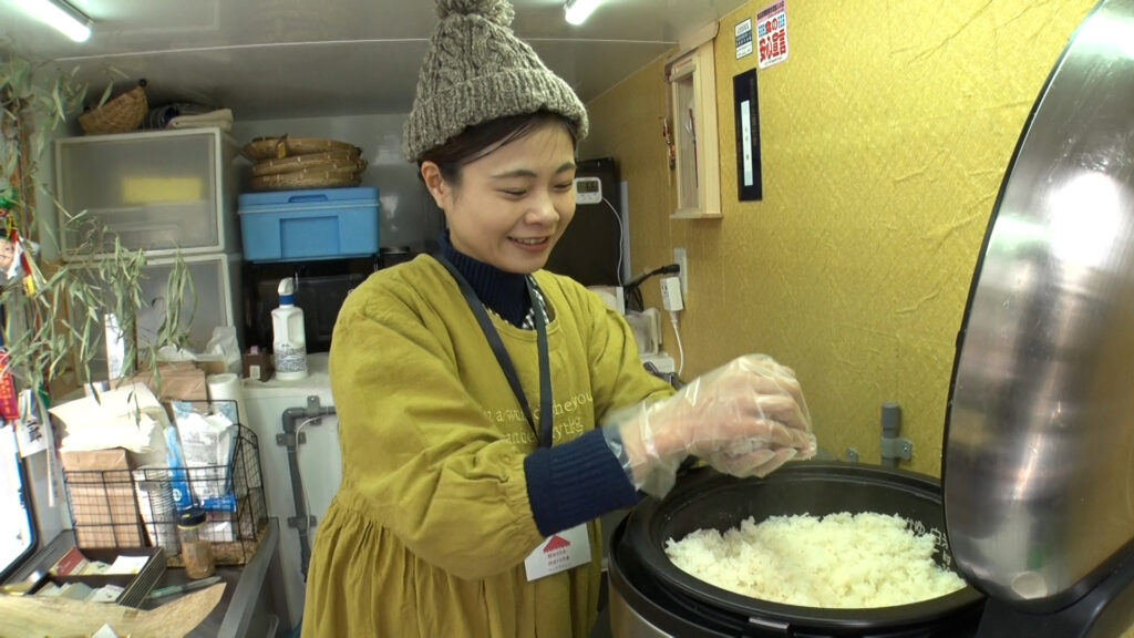 キッチンカーで京都を走るママさん店主は元幼稚園の先生 ひとつひとつ