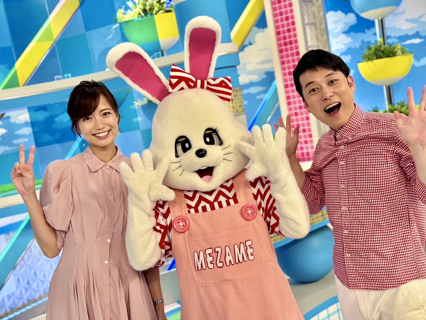 【美品】購入前にコメントください　テレビボード　８月中くらいまで掲載 齋藤真美アナ 今夜、桃色クラブで。（ABCテレビ） | ABCマガジン