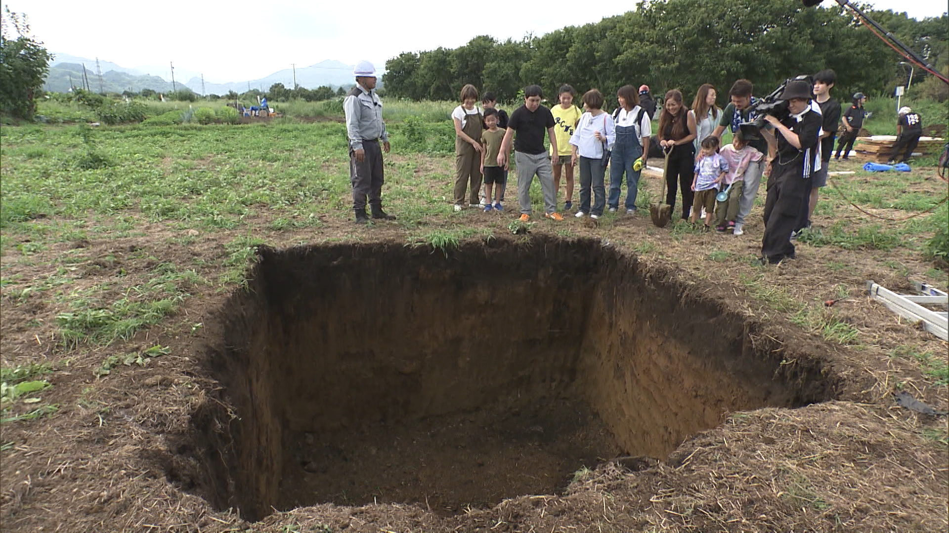 探偵！ナイトスクープ」78歳おじいちゃんにドッキリを仕掛ける！穴掘り