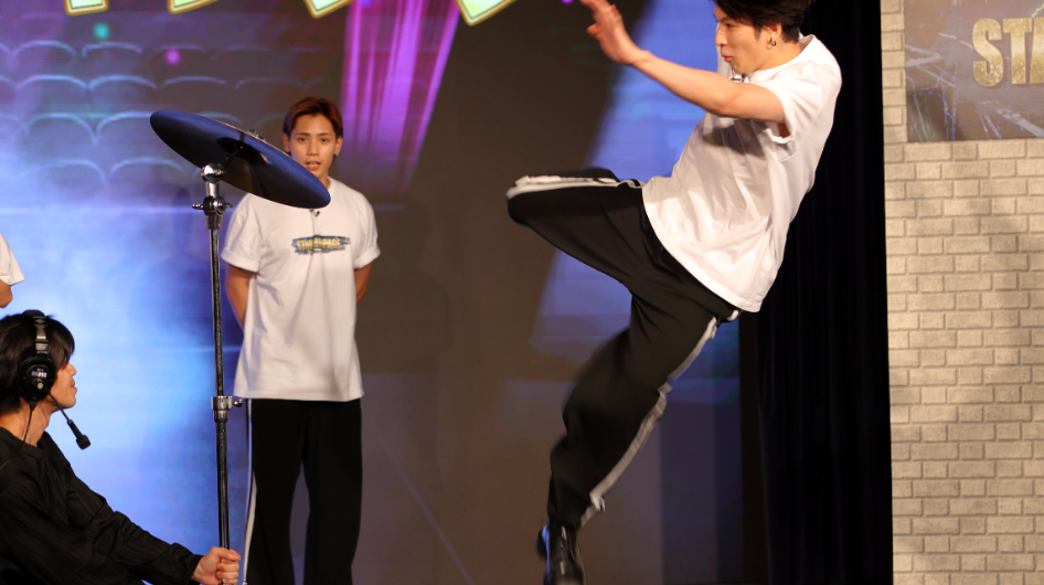 シンバルキック 吉川晃司も二度見する（!?）超絶シンバルキック 一発成功させたTHE