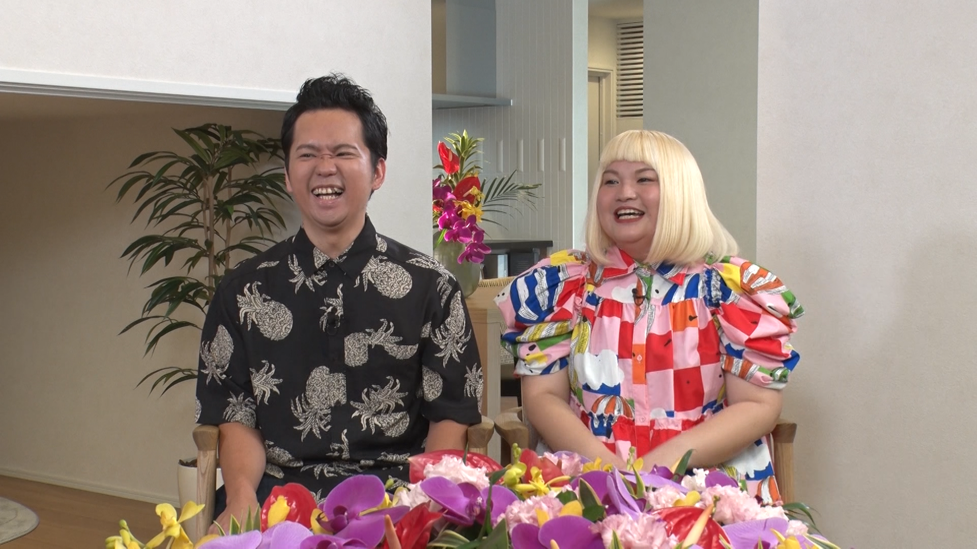新婚さん！カップルさんに大人気の食器棚です！小ぶりで大人気！44000円を16800円！新品です！ 新婚さん』“レジェンド2世カップル”の運命 近寄りがたい→17年後の再会
