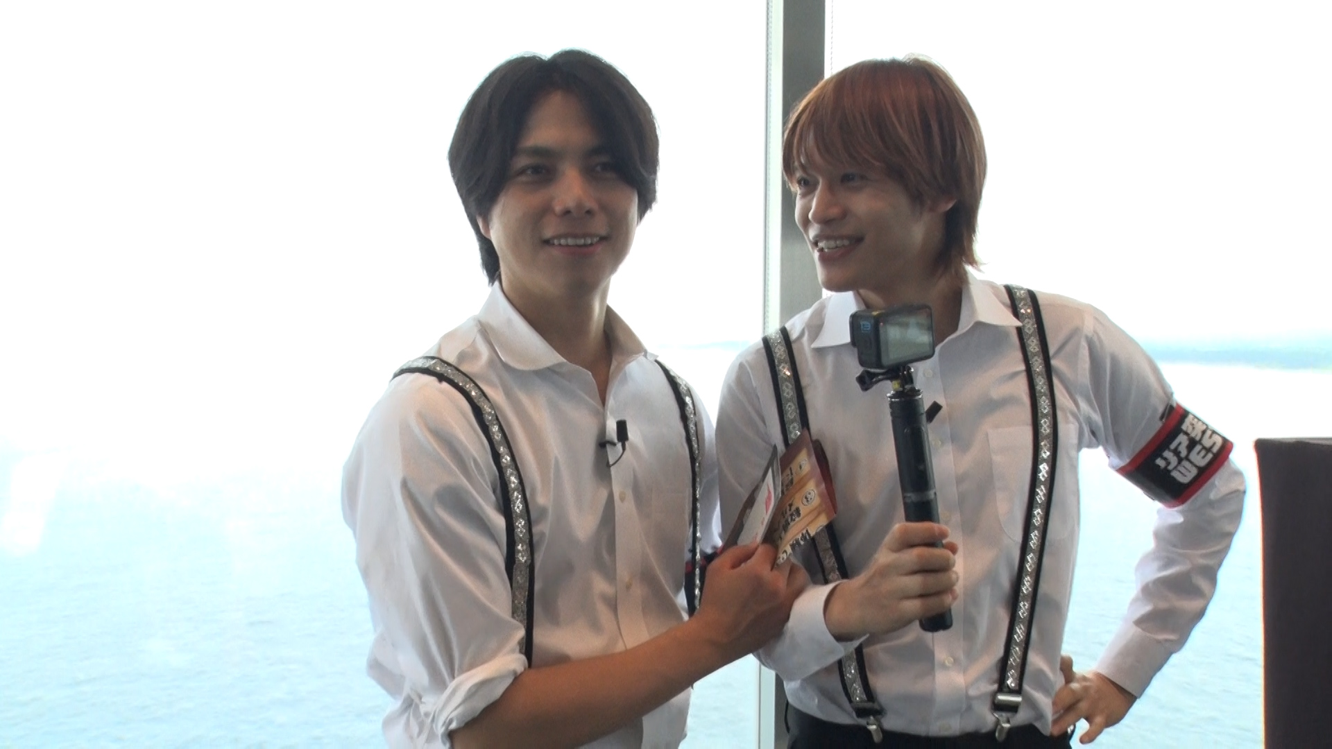 リア突WEST.」コラボのスタンプラリー開始！ 重岡大毅と中間淳太が広大