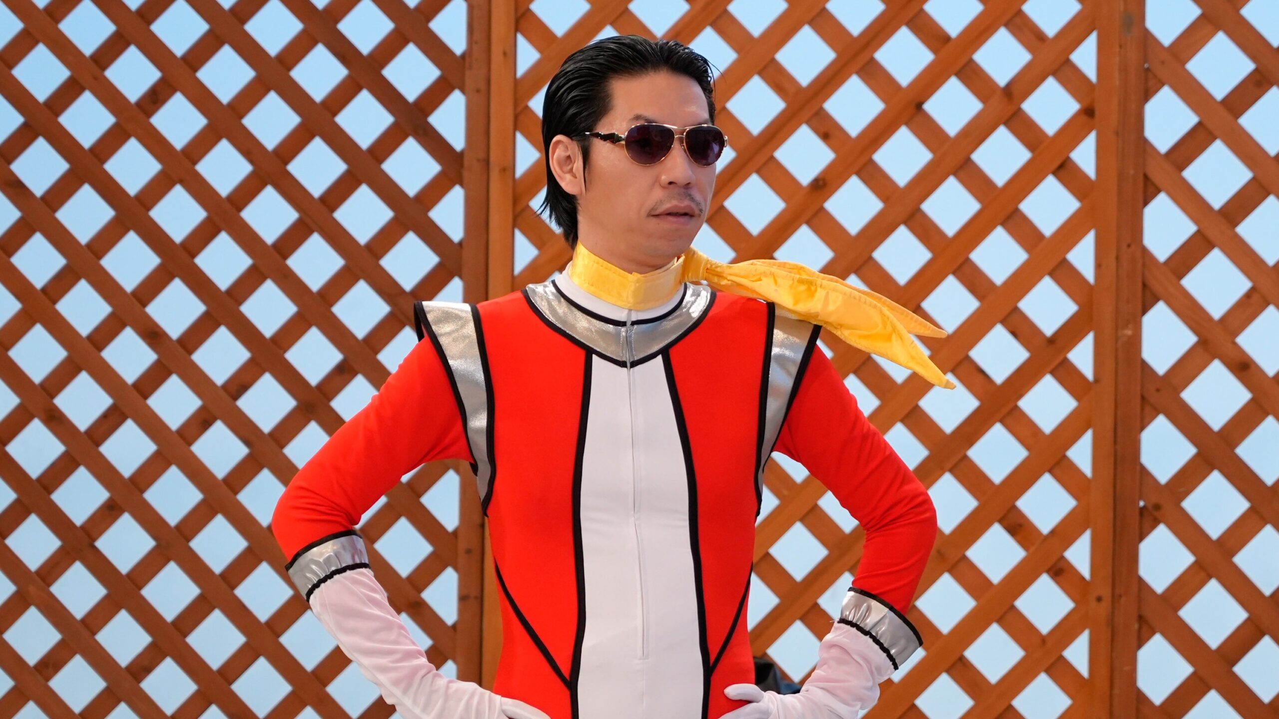 呂布カルマがコント初挑戦！ 口が達者なヒーロー“カルマン”になり